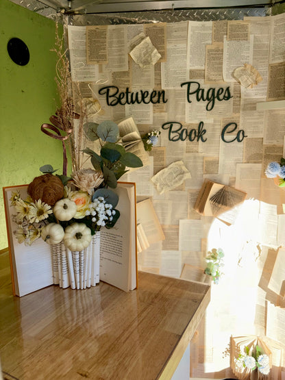 Bookish craft night out at LAL